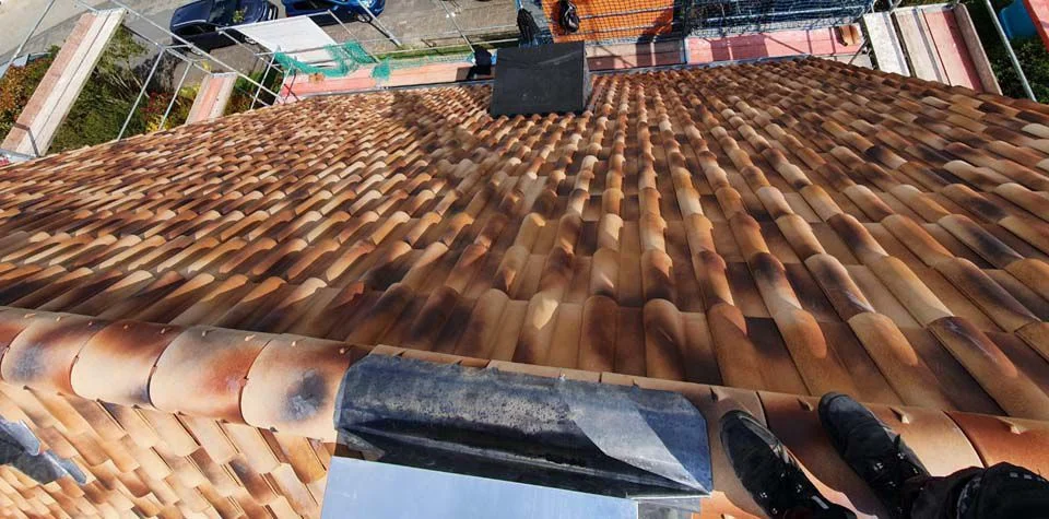 Bauverlauf 20042021 09 Dachbau Entstehung Gebaelk 03 Dachbau Bossert