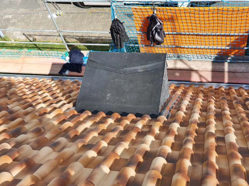 Bauverlauf 20042021 22 Dachbau Entstehung Gebaelk 03 Dachbau Bossert