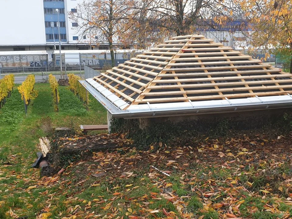 Dachstuhl Eindeckung 03 Dachbau Sanierung Von Brandfall Dachbau Bossert