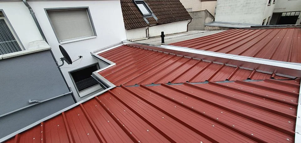 Ref Blecheindeckung 062020 02 Spenglerei Blecheindeckung Dachbau Bossert