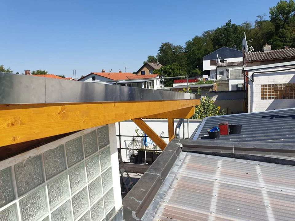 Ref Carport 110820 03 Holzbau Entstehung Carport Dachbau Bossert