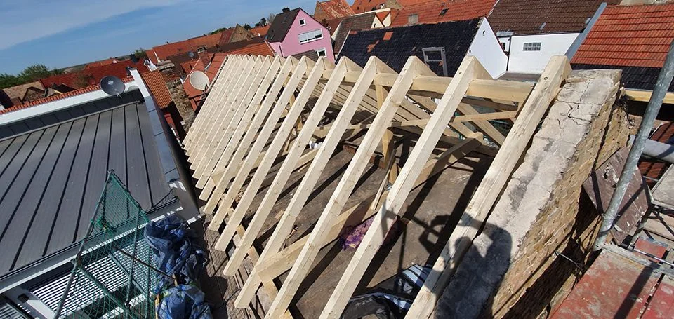 Ref Dachstuhl Montage 05 Dachbau Entstehung Gebaelk 02 Dachbau Bossert