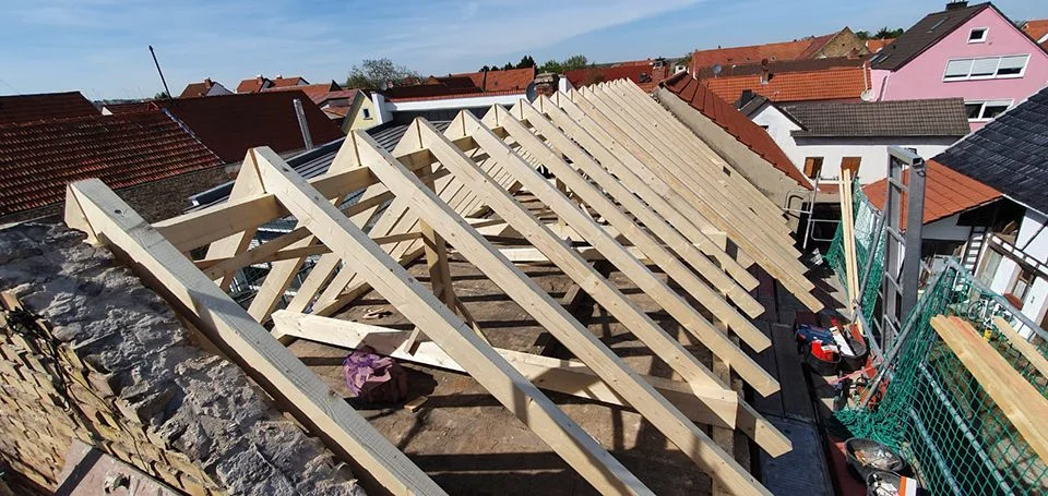 Ref Dachstuhl Montage 06 Dachbau Entstehung Gebaelk 02 Dachbau Bossert