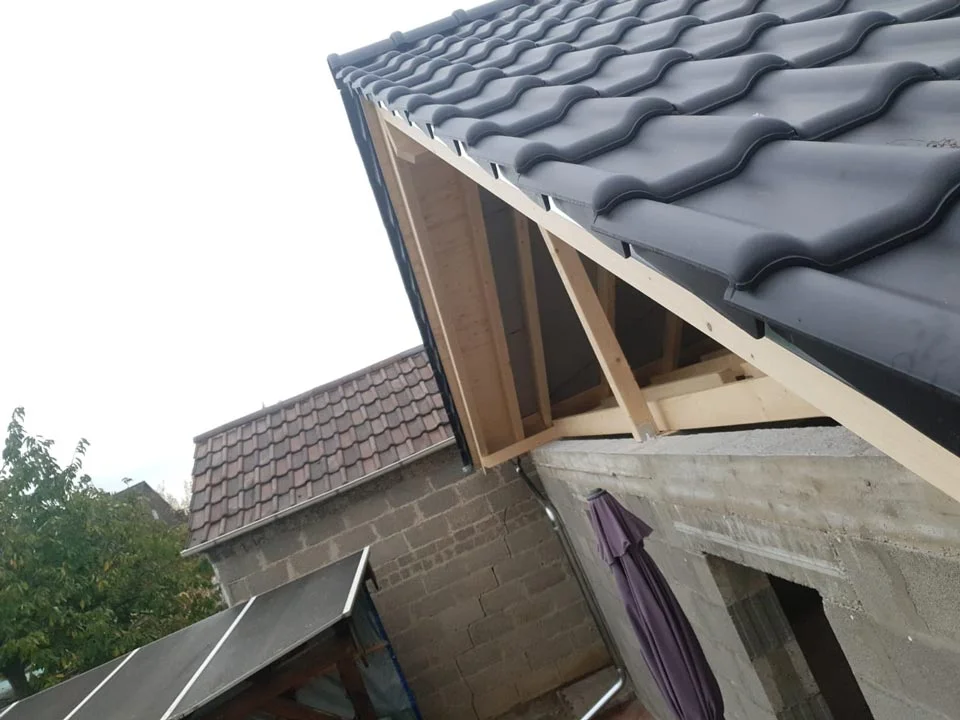 Referenzen Zimmerei 02 Gross Holzbau Zimmererarbeiten Dachbau Bossert