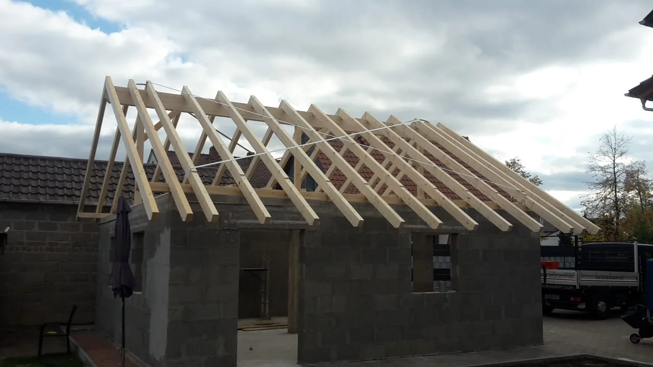 Referenzen Zimmerei 06 Gross Holzbau Zimmererarbeiten Dachbau Bossert