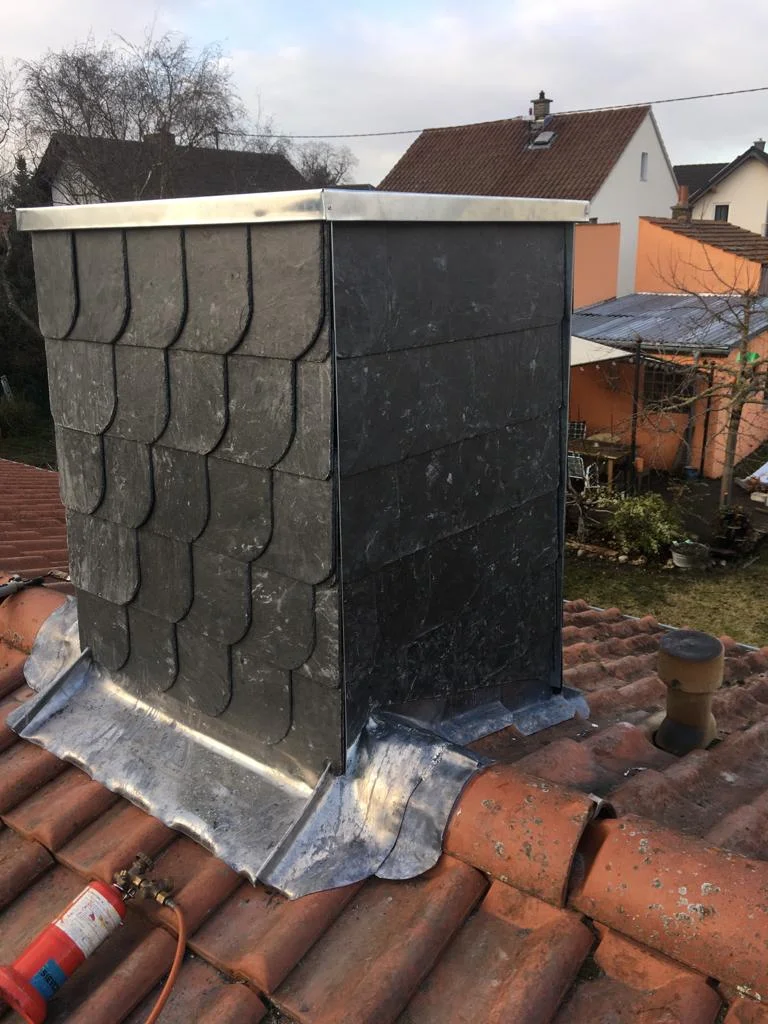 Referenzen Kamin 032022 06 Spenglerei Kaminverkleidung Dachbau Bossert